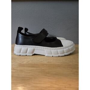 Virón Women's Size 39 EU / 9 US Black 1999 Mary Jane Loafers